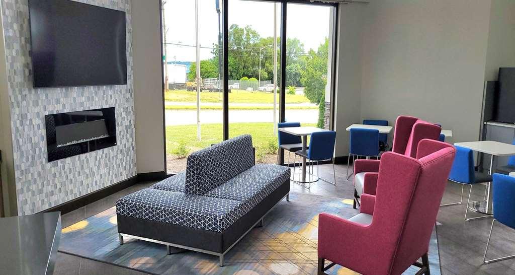 Best Western Plus Harrisonburg Interior foto